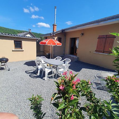 Gite Des Jardiniers Fumay Номер фото